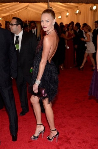 Những tấm lưng trần quyến rũ