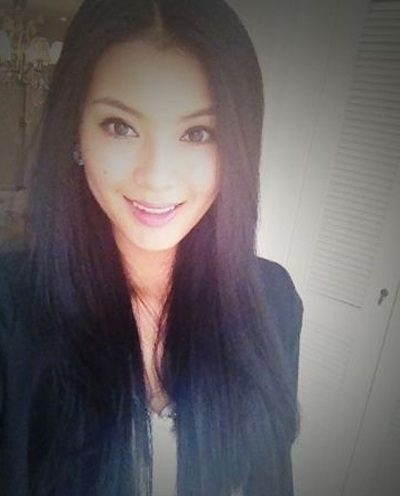 Vu Văn Hà khi đăng quang Hoa hậu Trung Quốc năm 2012.