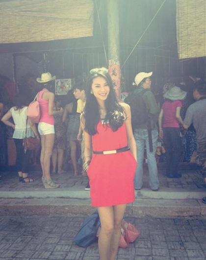 Một số hình ảnh của Vu Văn Hà khi tham dự cuộc thi Hoa hậu Thế giới 2012.