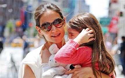 Tom Cruise sút cân thảm hại sau khi ly dị - 3 Katie Holmes sống tự do, thoải mái và hạnh phúc sau khi chia tay chồng.