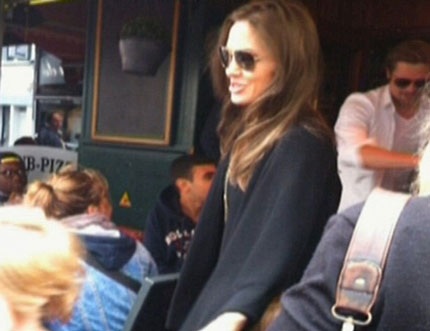 Chỉ còn một thời gian ngắn nữa, Brad và Angelina sẽ chính thức trở thành vợ chồng.