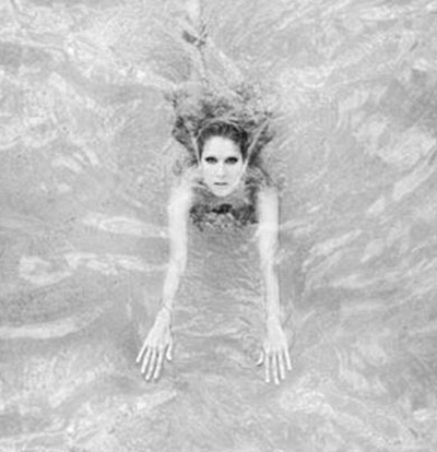 Một số hình ảnh trẻ trung và ấn tượng khác của diva 44 tuổi trên tạp chí