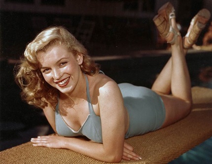 Những câu nói “kinh điển” của Marilyn Monroe - 5 “Ai nói, đêm chỉ dành để ngủ”