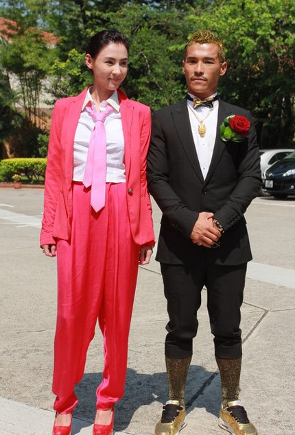 Con trai của Trương Bá Chi càng lớn càng khôi ngô