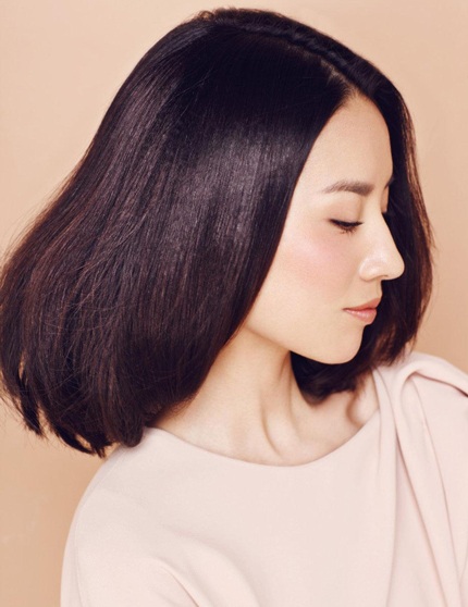 Bà mẹ trẻ càng ngày càng xinh đẹp và cuốn hút.