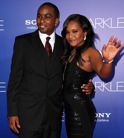 Con gái của Whitney Houston gặp tai nạn giao thông - 1 Con gái của Whitney Houston - Bobbi Kristina và bạn trai Nick.