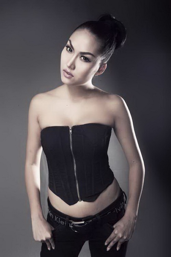 Phi Thanh Vân: Mất chồng là bài học xương máu - 1 Phi Thanh Vân: Mất chồng là bài học xương máu