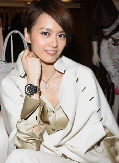 Lương Vịnh Kỳ từng có mối tình dài 8 năm với Trịnh Y Kiện.