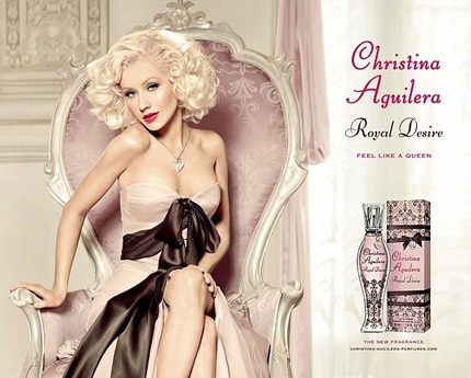 "Giảm béo" cho Christina Aguilera bằng photoshop - 5 Hình thon gọn bất ngờ của Christina Aguilera do photoshop trên poster quảng cáo mới được công bố.