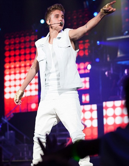 Justin Bieber performed in Arizona, on the evening of September 29.