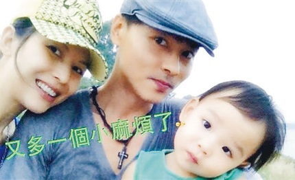 Thái Thiếu Phân mang bầu lần hai