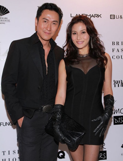 Nam diễn viên Mã Đức Chung tới dự cùng bạn gái.