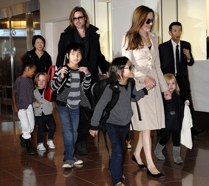 Đại gia đình của ông bà Smith với 6 đứa con