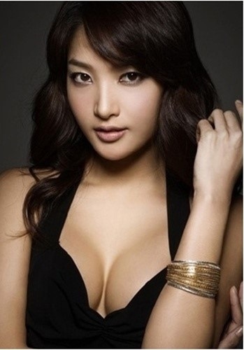 Sori bức xúc khi bức ảnh riêng tư của cô bị tung lên mạng nhằm mục đích xấu.