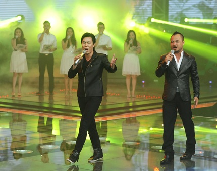 Hương Tràm trở thành quán quân Giọng hát Việt 2012 - 13 Trần Lập và Kiên Giang song ca
