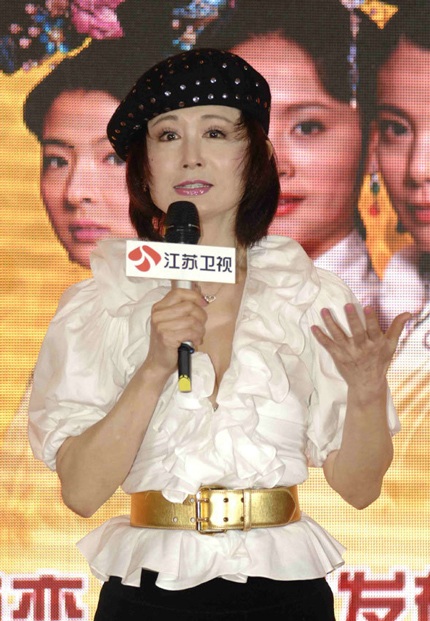 Mỹ nhân 65 tuổi Phan Nghinh Tử tiết lộ bí quyết giữ dáng