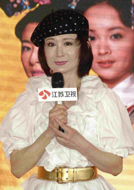 Mỹ nhân 65 tuổi Phan Nghinh Tử tiết lộ bí quyết giữ dáng