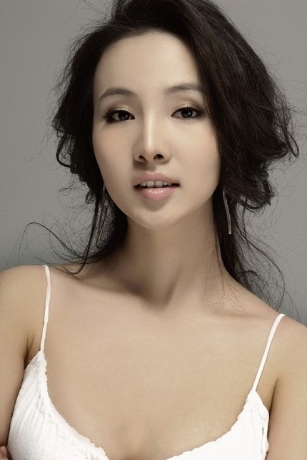 Gan Lulu sở hữu một gương mặt đẹp, ưa nhìn.