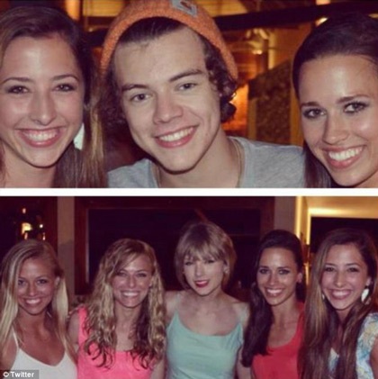 Bạn trai mê mệt “công chúa” nhạc đồng quê Taylor Swift - 3 Cả hai vui vẻ chụp ảnh kỷ niệm với fan khi được đề nghị.