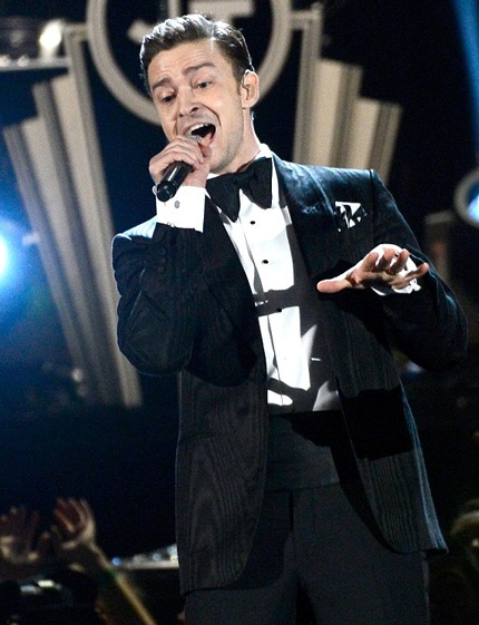 xem lại phần trình diễn tuyệt vời của Justin Timberlake tại lễ trao giải Grammy năm 2013: