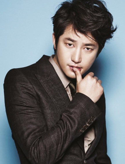 Có băng ghi hình Park Shi Hoo và nữ đồng nghiệp tại quán rượu - 2 Park Shi Hoo từng tiết lộ rằng, anh là người không biết uống rượu và tửu lượng rất kém.
