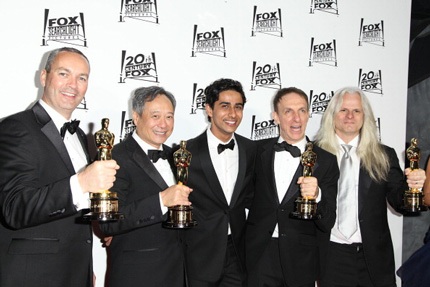 Đạo diễn Lý An cùng ê-kíp thực hiện bộ phim