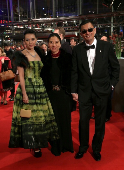 Chương Tử Di chụp ảnh cùng đạo diễn Vương Gia Vệ, cha đẻ của bộ phim