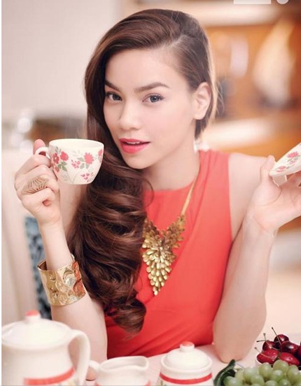 Hồ Ngọc Hà là ca sĩ xuất hiện thường xuyên trên kênh truyền hình YAN TV