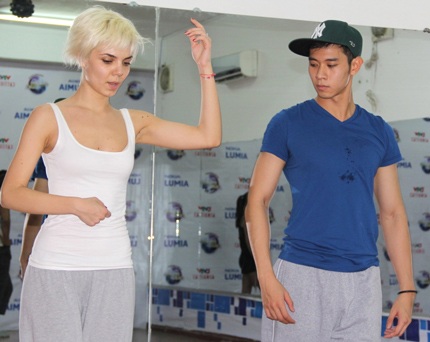 Thí sinh Bước nhảy hoàn vũ tập luyện chăm chỉ cho đêm thi đầu tiên - 2 Hồ Vĩnh Khoa