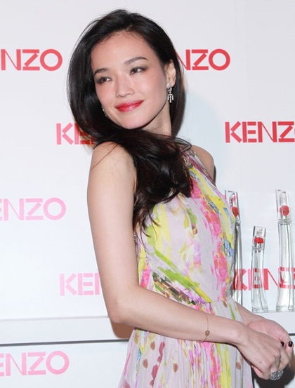 Thư Kỳ phủ nhận tin đồn kết hôn - 1 Thư Kỳ phủ nhận tin đồn làm đám cưới chui với nam diễn viên Phùng Đức Luân