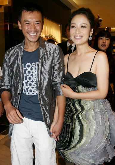 Vợ hai của “Bao Thanh Thiên” Vương Học Binh có người mới - 1 Vợ hai của “Bao Thanh Thiên” Vương Học Binh có người mới