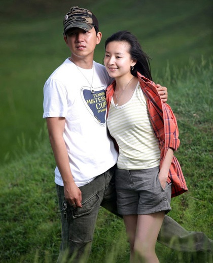 Đổng Khiết và bố mẹ ruột