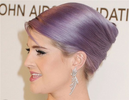 Nữ diễn viên Zooey Deschanel thực sự dịu dàng và trẻ trung hơn với kiểu đầu bob cổ điển này