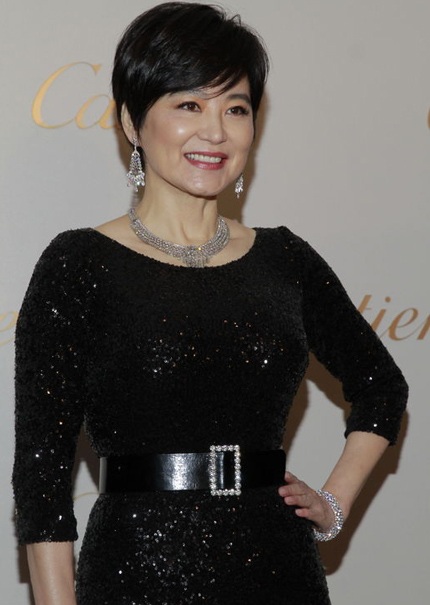 Mỹ nhân U60 Lâm Thanh Hà khoe oe thon