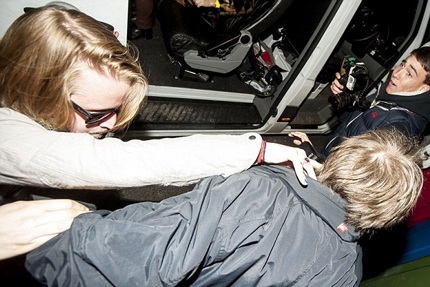 Mọi chuyện xảy ra khi Macaulay Culkin rời khỏi một câu lạc bộ đêm ở