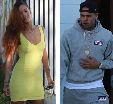 Chris Brown và Rihanna cùng đi mua sắm, ngày 11/4.