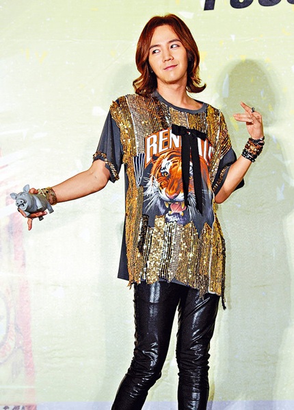 “Tôi không đồng tính” - 2 Jang Geun Suk phủ nhận tin đồn anh đồng tính