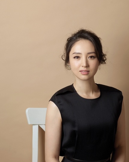 Đổng Tuyền cũng đã kết hôn từ hai năm trước với một nam đồng nghiệp