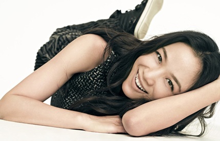 Nữ diễn viên Trung Quốc giờ đây hướng tới một phong cách trẻ trung và hiện đại.