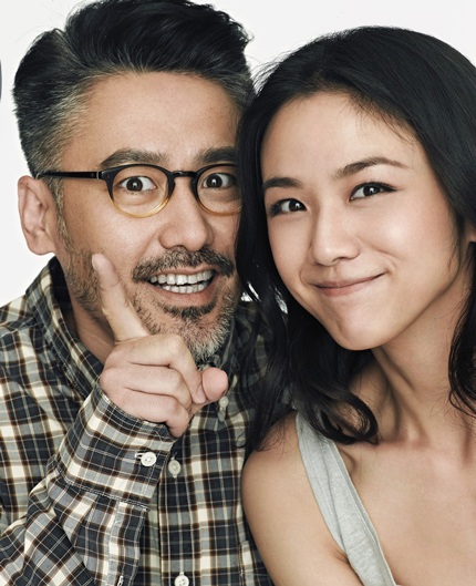 Với gương mặt trang điểm nhẹ nhàng, Thang Duy vẫn đầy nữ tính và quyến rũ!