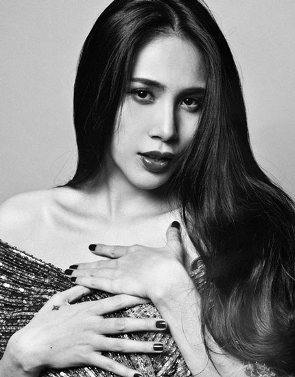 Thủy Tiên: “Chúng tôi đã là vợ chồng hợp pháp” - 4 Tôi chẳng phải gồng mình cạnh tranh với ai cả