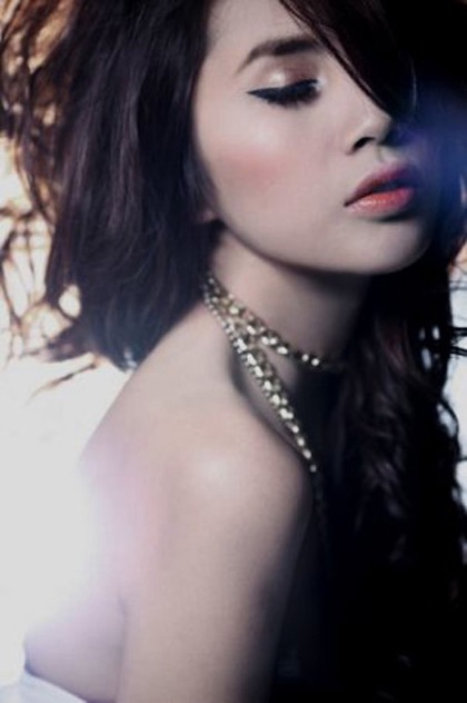 Thủy Tiên: “Chúng tôi đã là vợ chồng hợp pháp” - 5 Tôi chẳng phải gồng mình cạnh tranh với ai cả