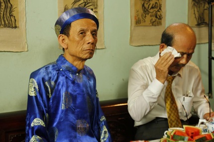 Cuộc đời nghệ sĩ Văn Hiệp: Phía sau nụ cười là nước mắt - 4 Bất kỳ vai diễn nào, nét duyên ngầm của Văn Hiệp cũng làm cho vai diễn đầy sức sống.