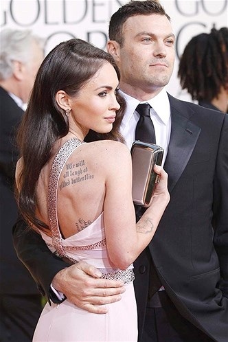 Cô đào bốc lửa Megan Fox bí mật làm đám cưới với bạn trai Brian Austin Green tại bãi biển ở