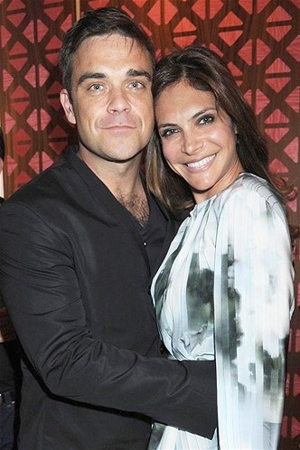 Cô đào bốc lửa Megan Fox bí mật làm đám cưới với bạn trai Brian Austin Green tại bãi biển ở