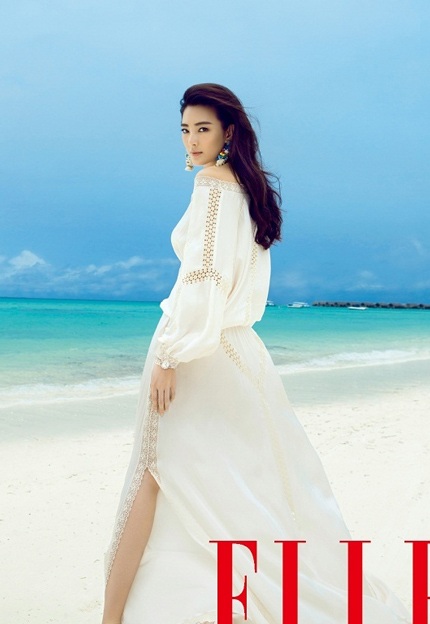 Trương Vũ Kỳ đòi chồng đi giày cao gót để rước dâu