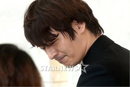 Son Ho Young đau đớn vì sự ra đi bất ngờ của bạn gái.