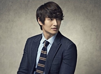 Son Ho Young đã tìm cách tự vẫn vì quá đau buồn bởi cái chết của bạn gái và sức ép từ dư luận.