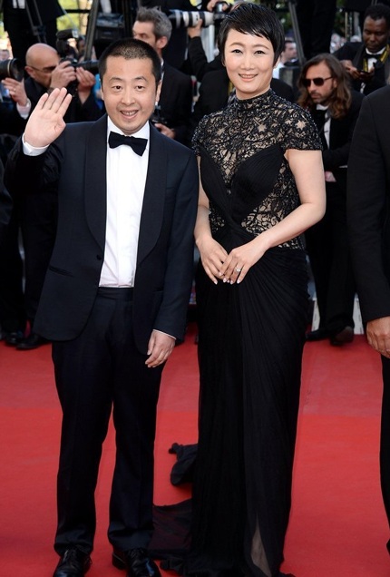 Những hình ảnh đẹp khép lại LHP Cannes lần thứ 66 - 32 Đạo diễn người Trung Quốc Jia Zhangke (trái) giành giải Kịch bản hay nhất với bộ phim