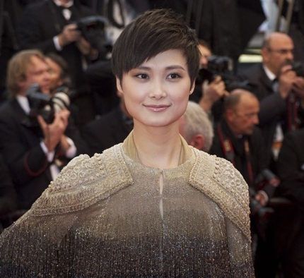 Lý Vũ Xuân tham dự buổi công chiếu bộ phim mang tên